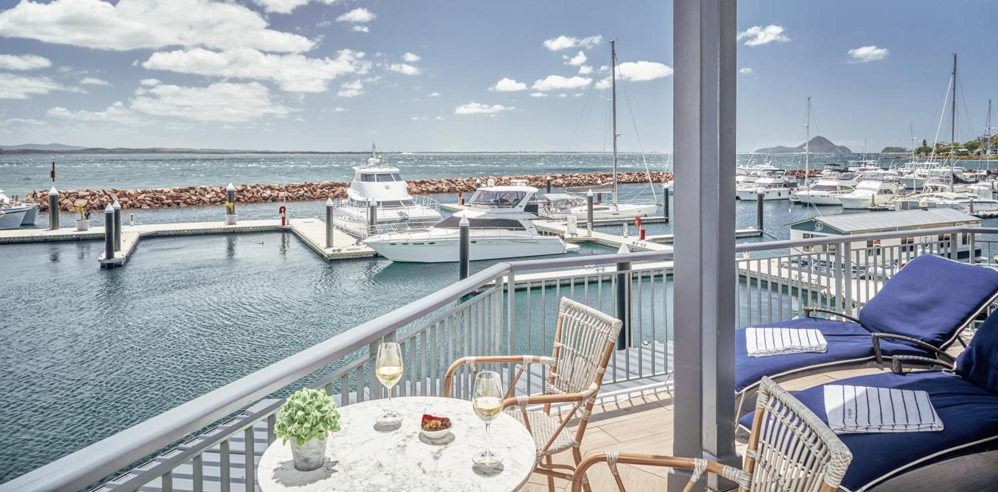 Anchorage Port Stephens Hotel 4*