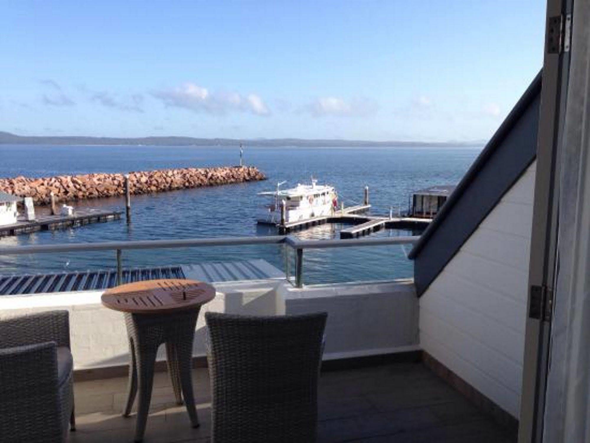 Anchorage Port Stephens Hotel 4*
